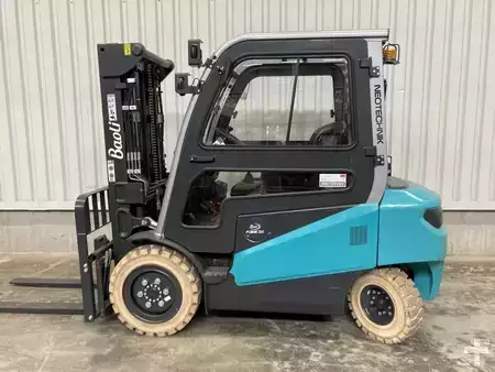 Elektromos 4 kerekű 2024  Baoli KBE 35 Li G1 -Vorführmaschine (1)