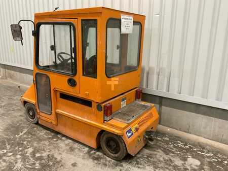 Chariots tracteurs 2019  Volk EFZ20K (1)