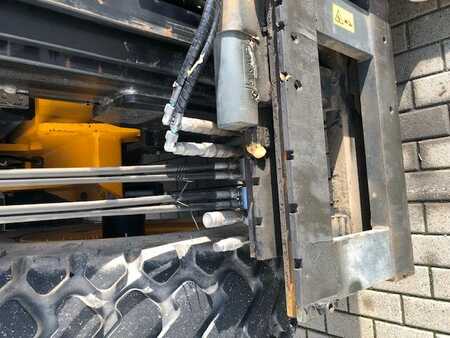 Rough Terrain Forklifts 2014  JCB 940 - 4 (5)