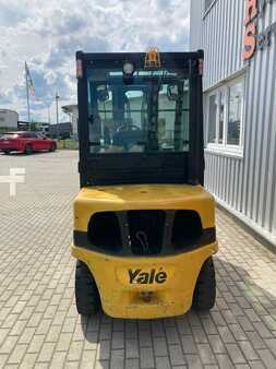 Diesel heftrucks 2014  Yale GDP30VX (3)