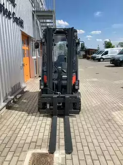 Dieselstapler  Linde H20D-01 (2)