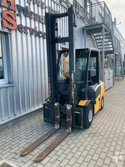 Diesel Forklifts 2015  Jungheinrich DFG 430 (2)