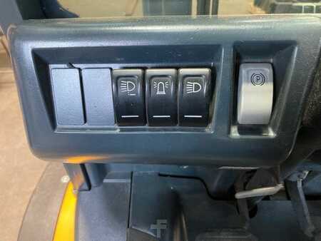 Diesel Forklifts 2015  Jungheinrich DFG 430 (9)