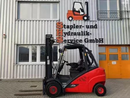 Chariots élévateurs diesel 2016 Linde H35D-02 (1)