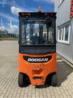 Elektro čtyřkolový VZV 2018  Doosan B30X-7 (3)