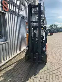 Chariots électriques à 4 roues 2019 Linde E20PL-02 (2)