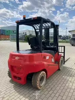 Electric - 4 wheels 2021  HC (Hangcha) CPD50-AC4 (4)