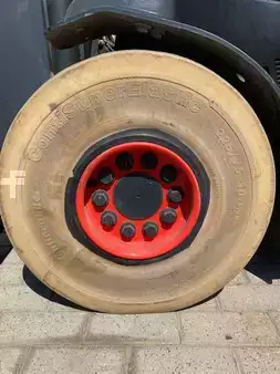Chariots électriques à 4 roues 2018 Linde E25R-01 Neue Batterie (4)