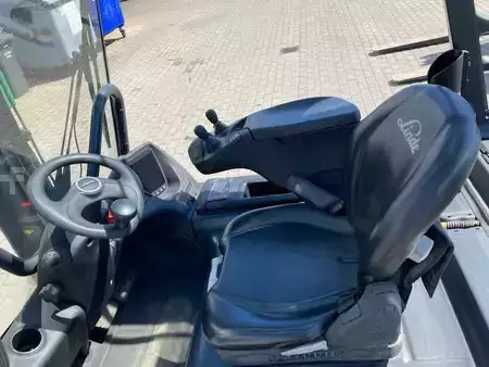 Elektro 4 Rad 2018  Linde E25R-01     Neue Batterie (7)