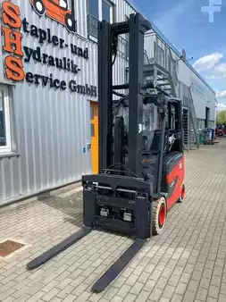 Chariots électriques à 4 roues 2020 Linde E30HL-01/600 (2)