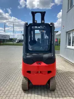 Chariots électriques à 4 roues 2020 Linde E30HL-01/600 (3)