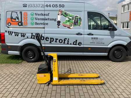 Scherenhubwagen 2005  CAT Lift Trucks HX10E L.540 (2)