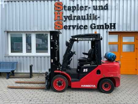 LPG heftrucks 2020 HC (Hangcha) CPYD35 – XW 22 F (1)