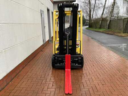 Carrelli elettrici 4 ruote 2024  Hyster J 1.8 XN LWB (2)