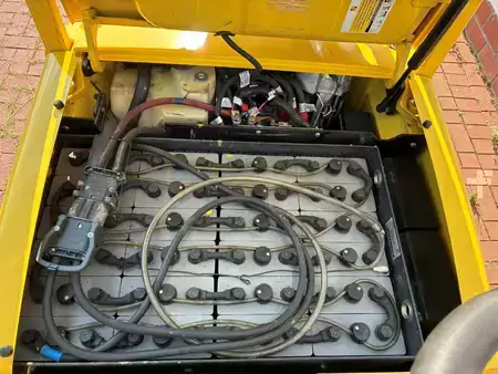 Elektromos 3 kerekű 2020  Hyster J 1.6 XNT SWB (6)