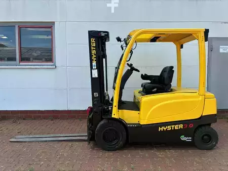 Elektromos 4 kerekű 2018  Hyster J 3.0 XN (1)