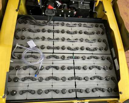 Elektro 4 Rad 2024  Hyster J 3.0 XN (7)