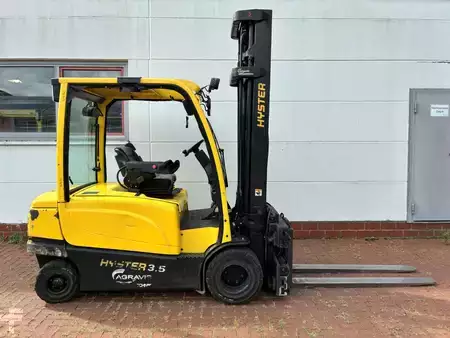 Elektromos 4 kerekű 2018  Hyster J 3.5 XN (3)