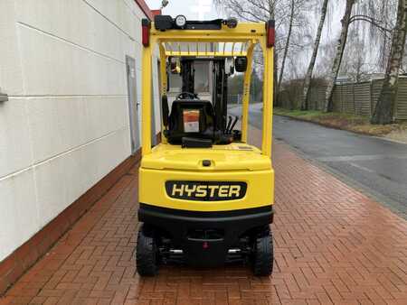 Eléctrico - 4 rodas 2023 Hyster J 3.0 XN (4)