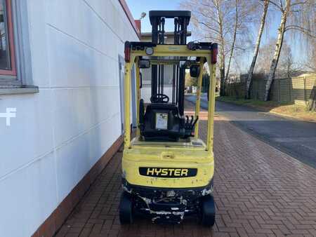 Elektromos 4 kerekű 2021  Hyster J 2.0 XN LWB (4)