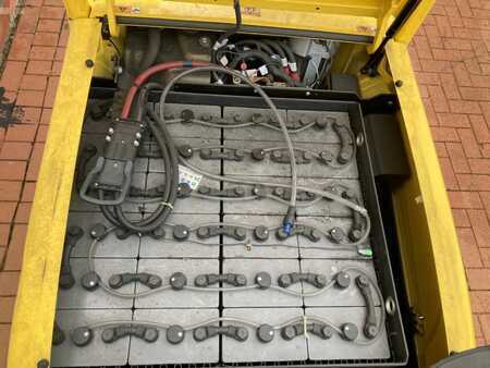 Elektro tříkolové VZV 2021  Hyster J 2.0 XNT LWB (7)