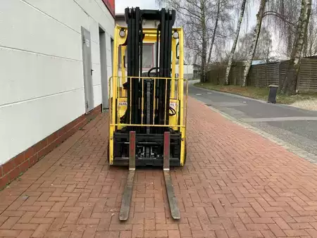 Elektromos 4 kerekű 2021  Hyster J 2.0 XN LWB (2)