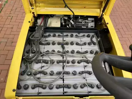 Elektromos 4 kerekű 2021  Hyster J 2.0 XN LWB (7)