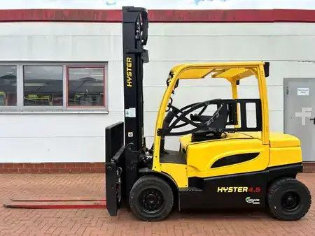 Elektro 4 Rad 2020  Hyster J 4.5 XN (1)