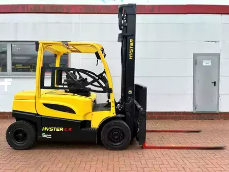 Elektro 4 Rad 2020  Hyster J 4.5 XN (3)