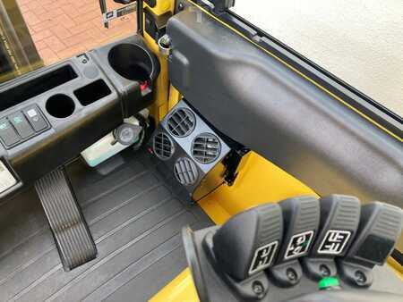 Electric - 4 wheels 2023  Hyster J 3.5 XN (6)