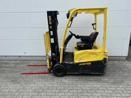 Eléctrico - 3 rodas 2011 Hyster J 1.8 XNT MWB (1)