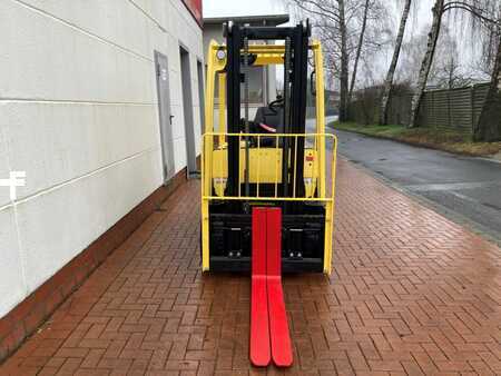 Eléctrico - 4 rodas 2024 Hyster J 3.0 XN (2)