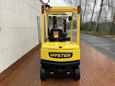 Eléctrico - 4 rodas 2024 Hyster J 3.0 XN (4)
