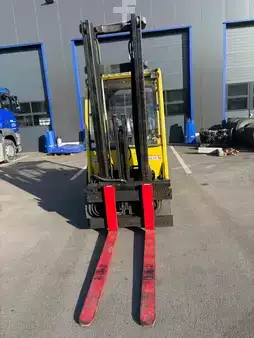 El truck - 4 hjulet 2011  Hyster J 3.0 XN (2)