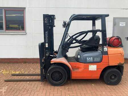 LPG VZV 2005  Toyota 02-7FGF30 (1)