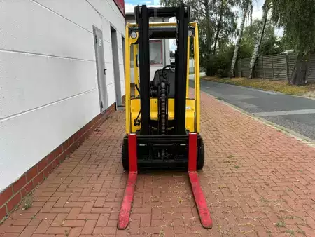Elektromos 4 kerekű 2019  Hyster J 2.0 XN LWB (2)