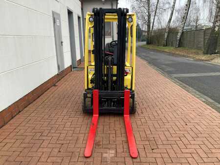 Elektryczne 3-kołowe 2018 Hyster J 1.5 XNT SWB (2)