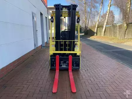 El truck - 3 hjulet 2024  Hyster J 1.6 UTTL (2)