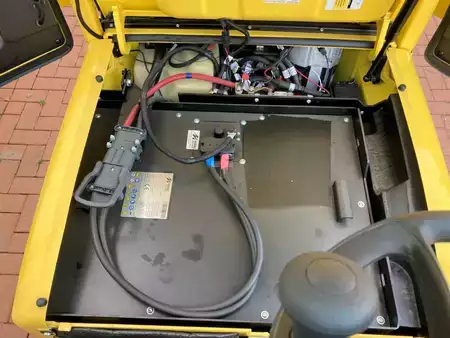 Elektromos 3 kerekű 2025  Hyster J 2.0 XNT MWB (6)