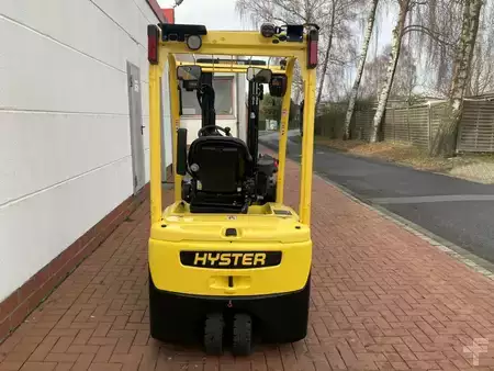 Chariots électriques à 3 roues 2025  Hyster J 2.0 XNT MWB (4)
