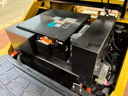 Elektromos 4 kerekű 2025  Hyster J 3.5 XTLG (6)