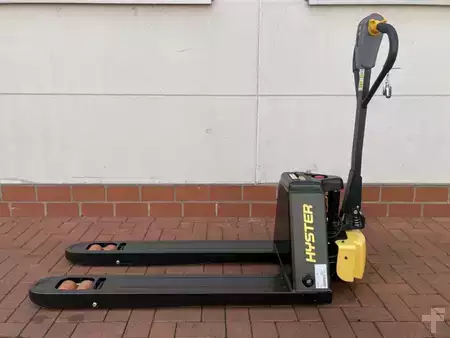 Elektrische palletwagens 2023  Hyster PC 1.5 (1)