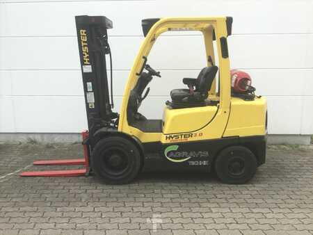 Propane Forklifts 2017  Hyster H 3.0 FT (2)
