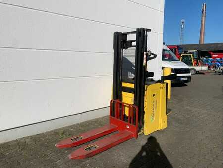 Stapelaars 2013  Hyster S 1.5S IL (1)