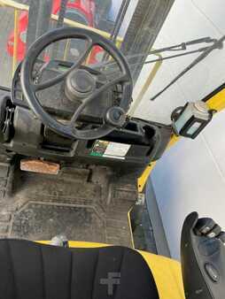 Propane Forklifts 2010  Hyster H 2.0 FT (4)