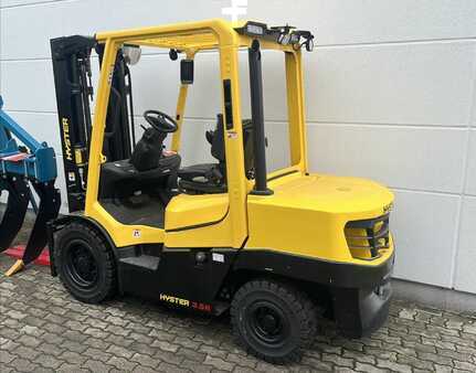 Carretilla elevadora diésel 2023  Hyster H 3.5 A (2)