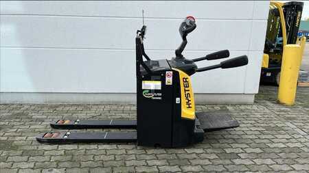 Electric Pallet Trucks 2023  Hyster P 2.0 S (3)