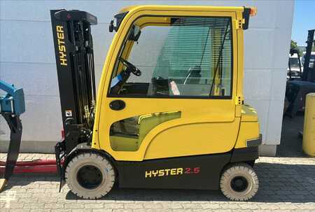 Elektro čtyřkolový VZV 2024  Hyster J 2.5 XN (1)