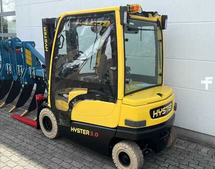 Elektro čtyřkolový VZV 2023  Hyster J 3.0 XN (3)