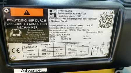 Chariot 4 roues électrique 2023  Hyster J 3.0 XN (5)